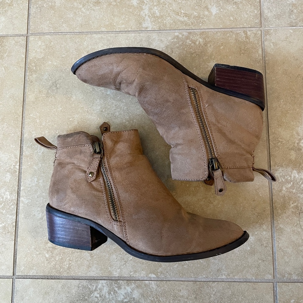 Forever 21 booties